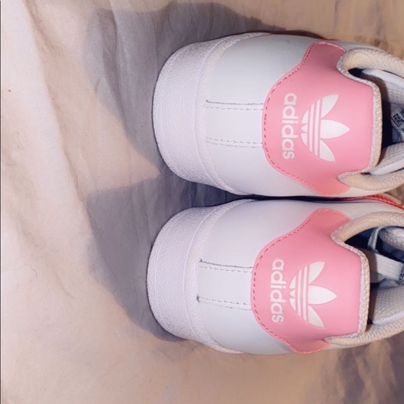 Adidas Super Stars - Picture 4 of 5